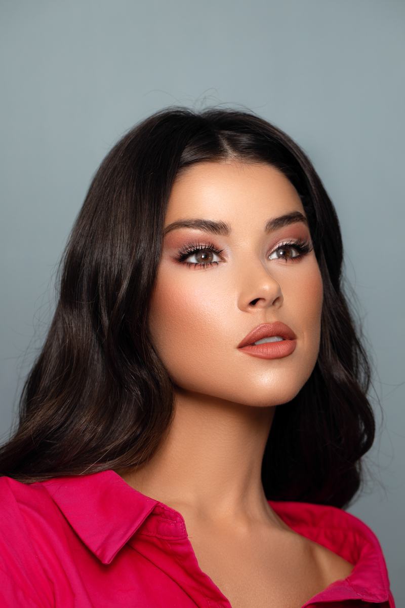 Curls with a glamorous finish