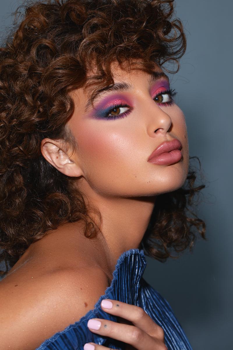Dramatic editorial eye make-up