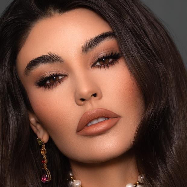 Evening glam make-up at Laurance, Dubai