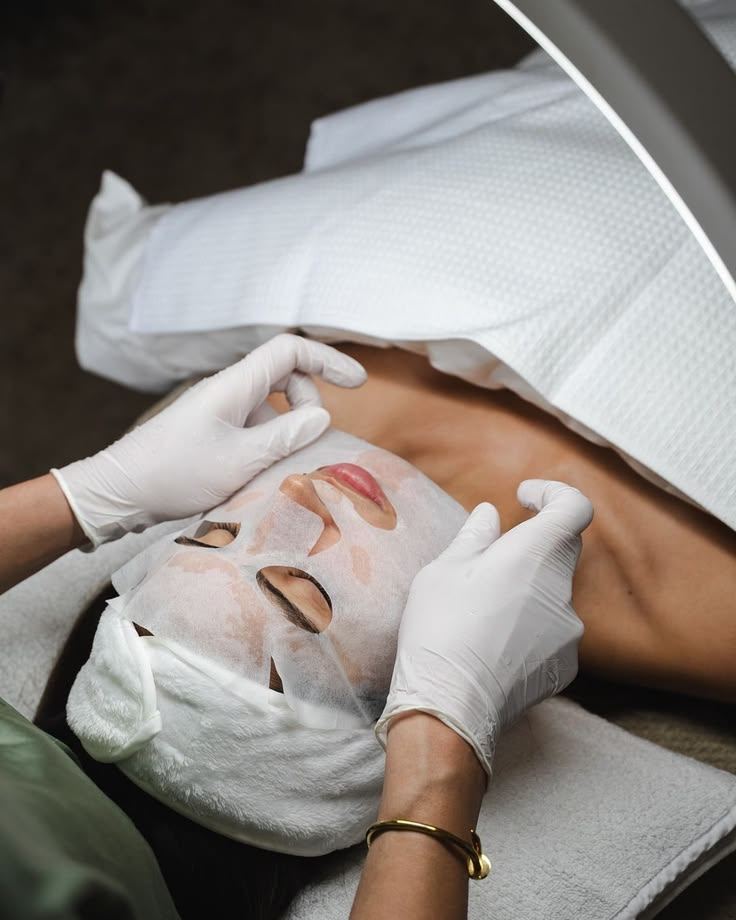 Full facial at Laurance, DIFC Dubai